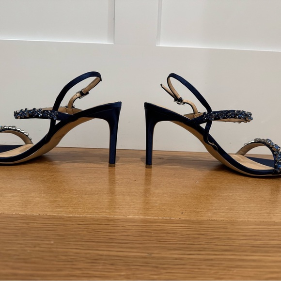 Jewel Badgley Mischka Stiletto in navy satin; size 9 - Picture 12 of 15